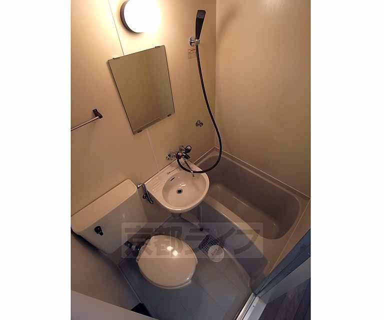 バス・シャワールーム　ユニットバスです。