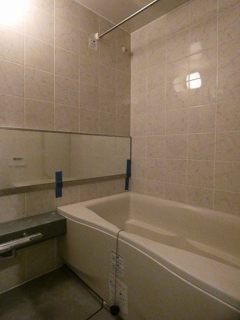 バス・シャワールーム　バス