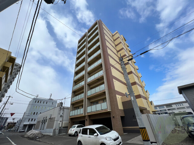 建物外観　札幌市中央区北１０条西「Ｐａｒｔｉｒｅ桑園」