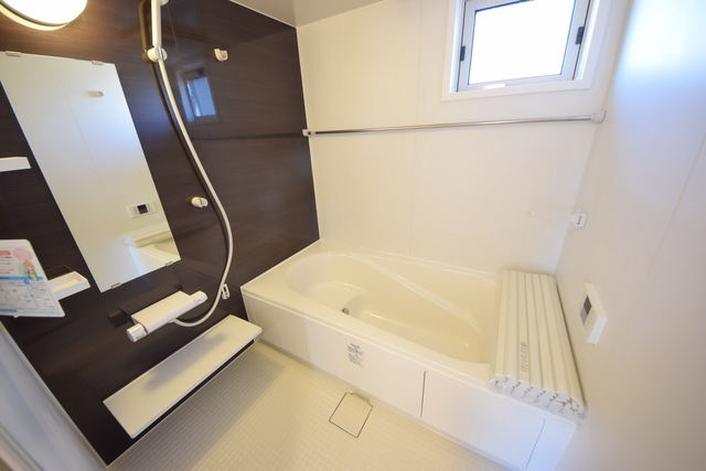 バス・シャワールーム　～ゆったりお風呂でバスタイムっ～