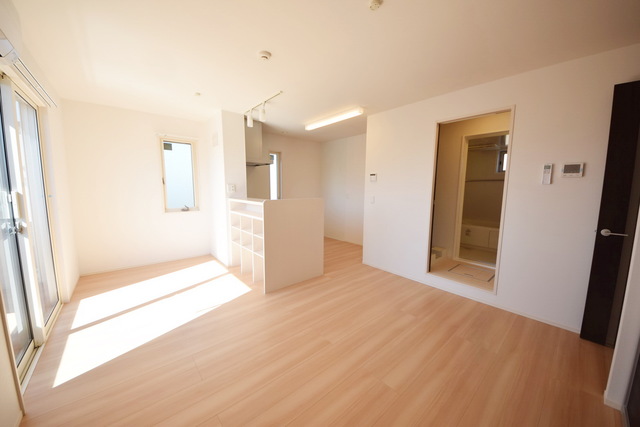 居室・リビング　～陽のあたるリビングっ～