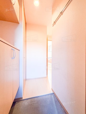 玄関　シューズボックス付きの玄関☆