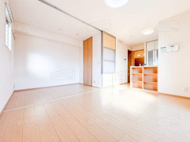 居室・リビング　広いリビングです☆