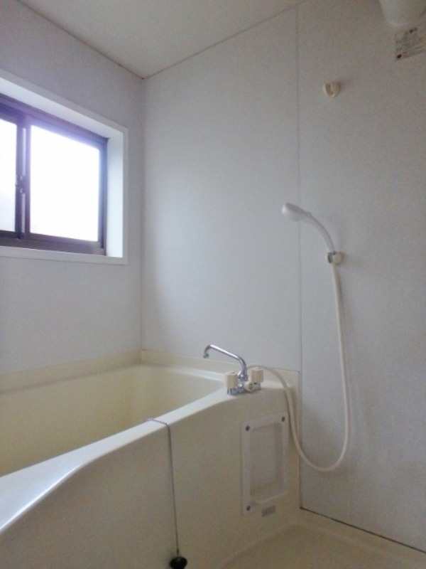 バス・シャワールーム　図面と現状に相違がある場合には現状を優先