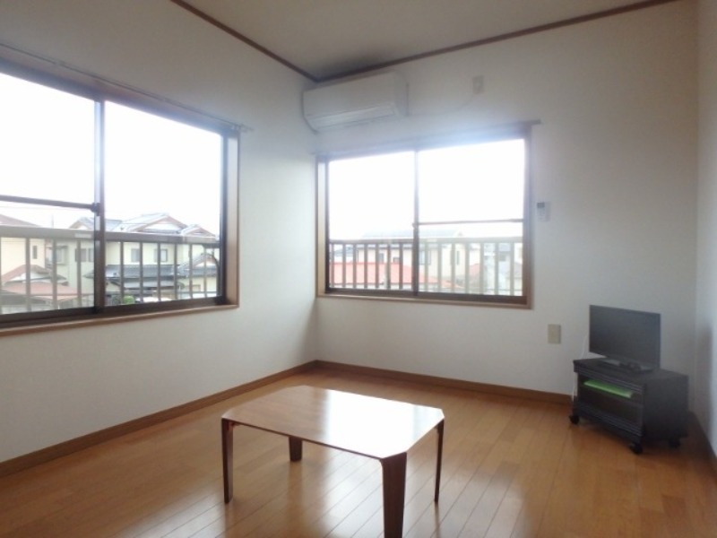 居室・リビング　図面と現状に相違がある場合には現状を優先