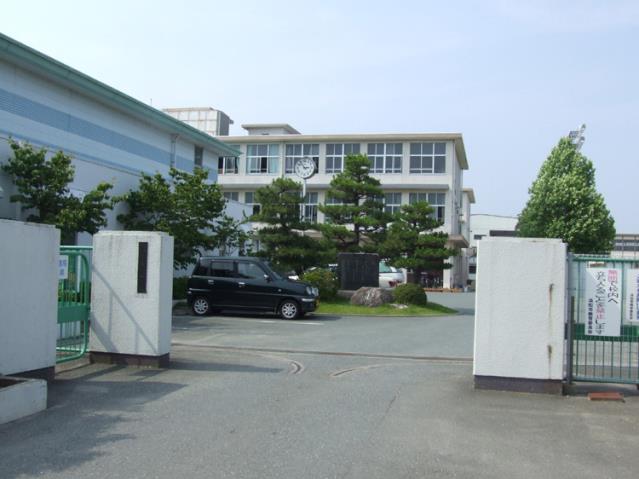 中学校　曳馬中学校（中学校）まで387m