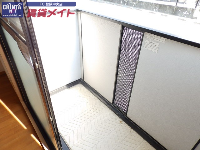 バルコニー　別部屋同型タイプ写真です。