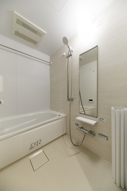 バス・シャワールーム　※写真は同タイプ住戸です。