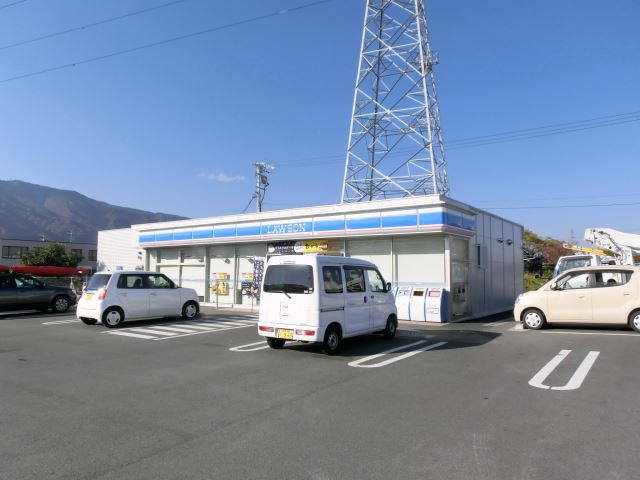 コンビニ　ローソン（コンビニ）まで730m