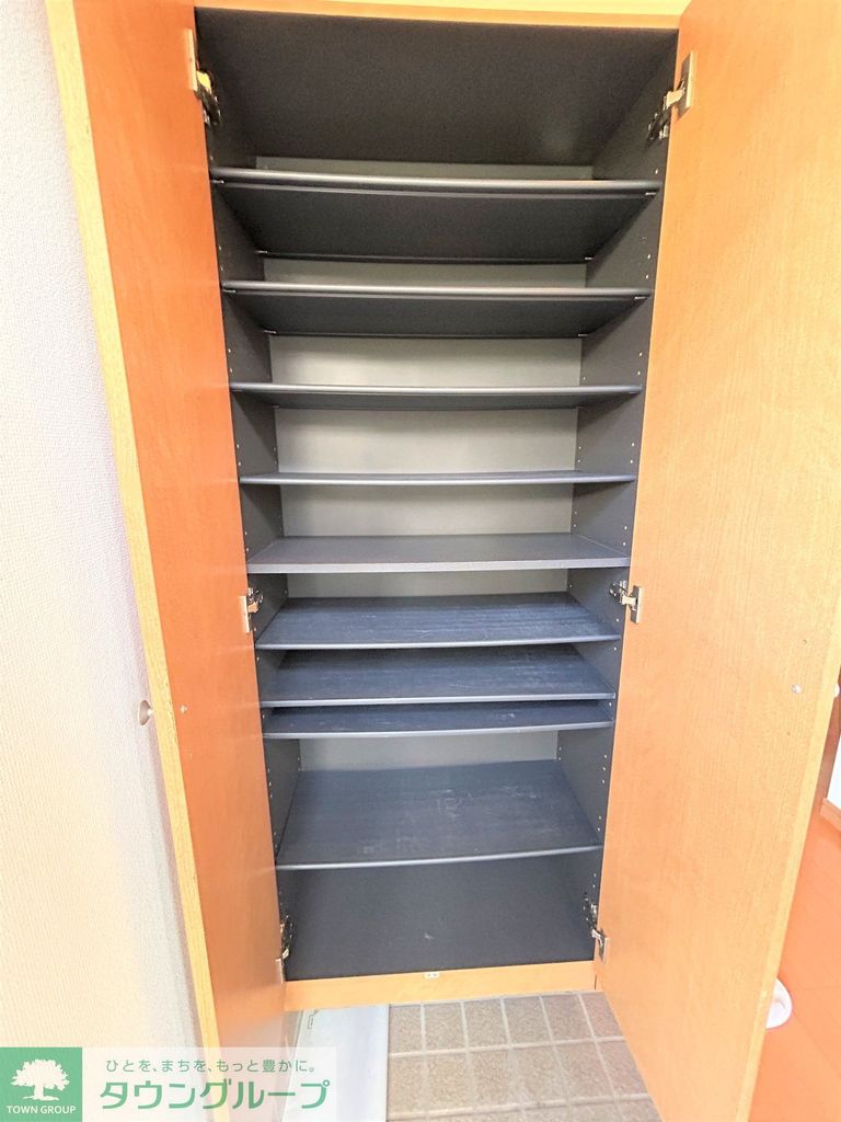 玄関　玄関収納