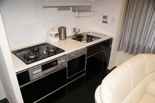 キッチン　家具家電はイメージです。