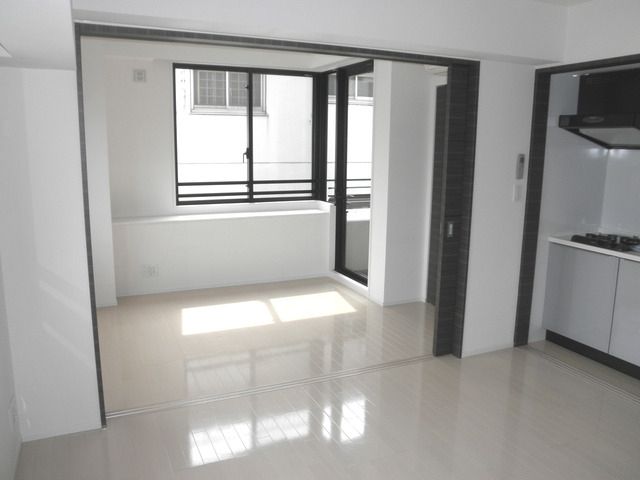 居室・リビング　タウンハウジングレジデンス事業部　恵比寿店・赤坂店までお問…