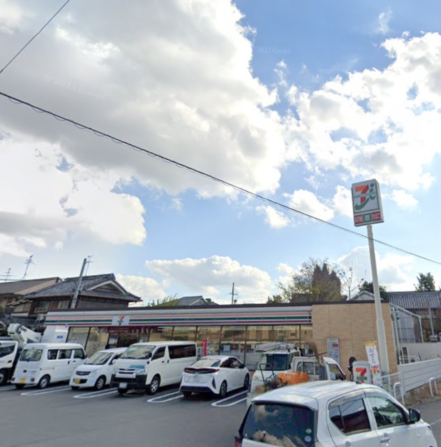 コンビニ　セブンイレブン東大阪長田2丁目店（コンビニ）まで490m
