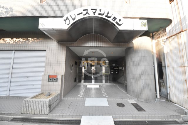 エントランス　グレースマンション　エントランス