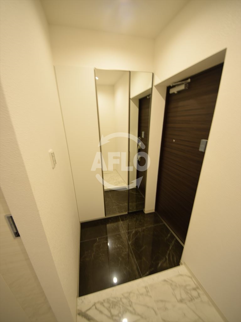 玄関　アマデウス北堀江　玄関