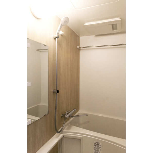 バス・シャワールーム　※反転になります