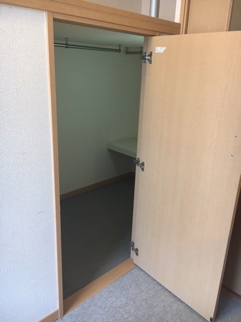 収納　ベッド下収納