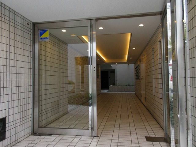 エントランス　エントランス