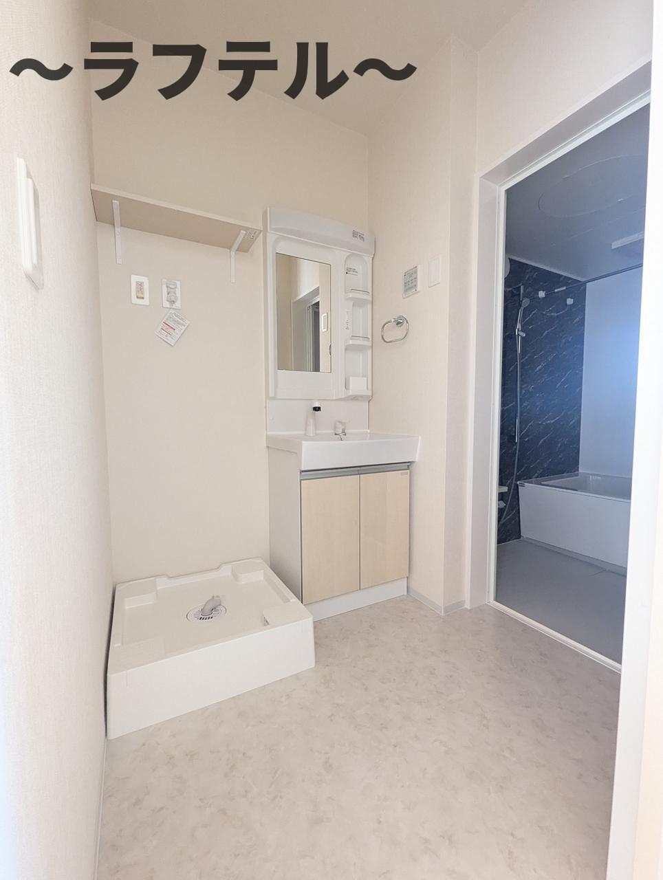 洗面設備　反転間取り