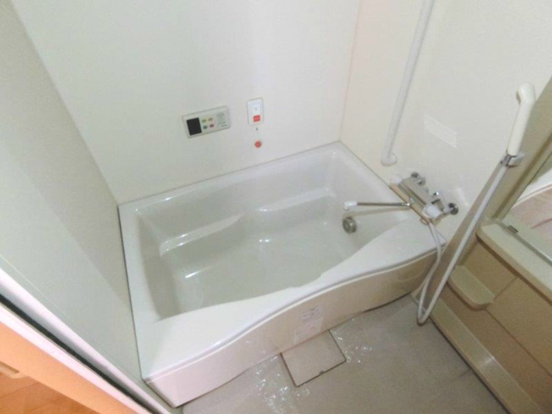 バス・シャワールーム　図面と現状に相違がある場合には現状を優先．．．