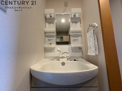 洗面設備　洗髪洗面化粧台付き♪