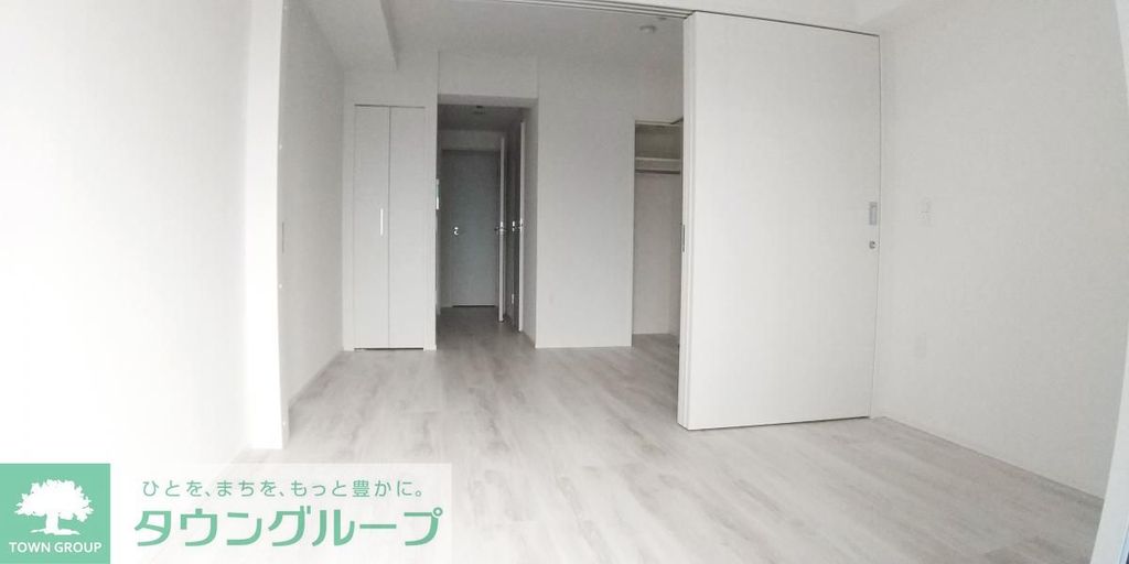 ライオンズフォーシア五反田の居間写真