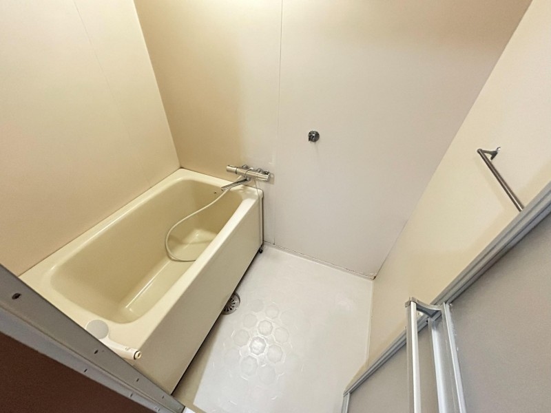 バス・シャワールーム　浴室