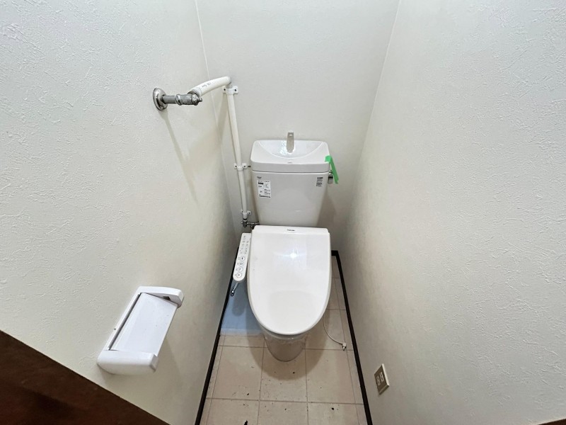 トイレ　トイレ