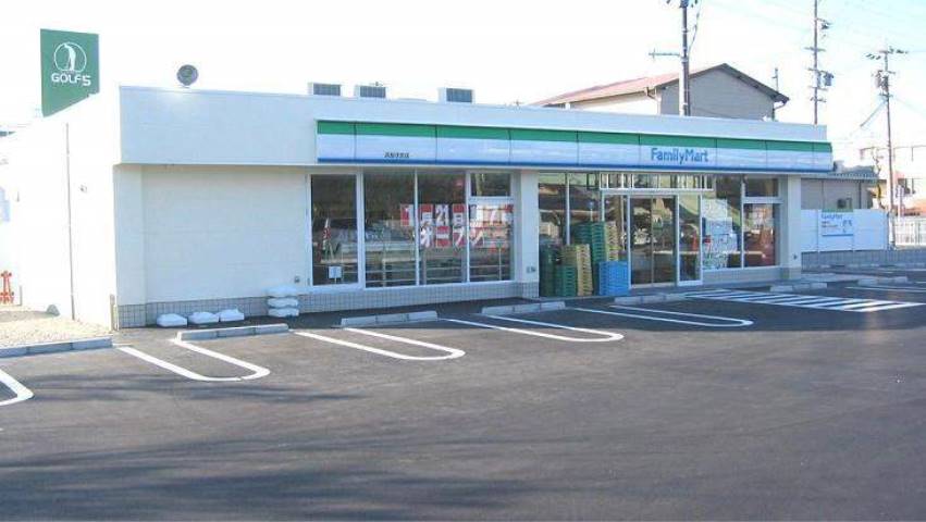 コンビニ　ファミリーマート浜松住吉店（コンビニ）まで654m