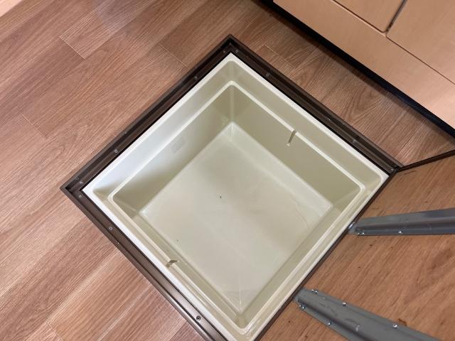 収納　床下収納