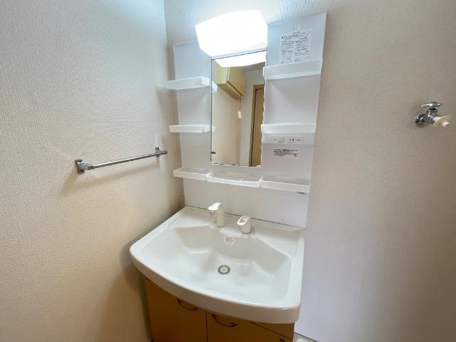 洗面設備　洗髪洗面化粧台