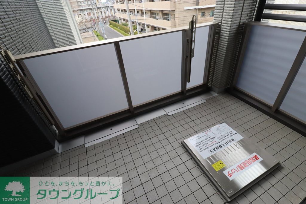 バルコニー　バルコニー