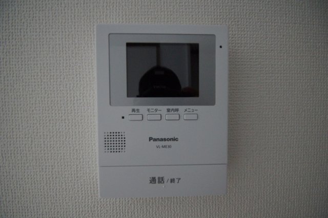 セキュリティ　安心のTVモニター付きインターホン