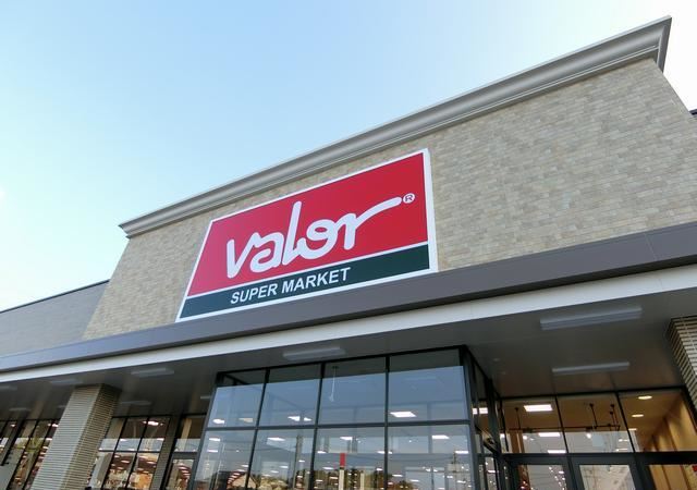 スーパー　バロー（スーパー）まで410m