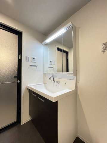 洗面設備　グラススペース