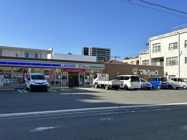 スーパー　ローソンマルショク長浜店（スーパー）まで101m