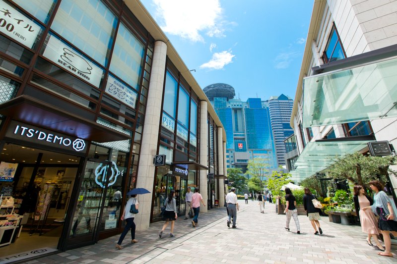 ショッピングセンター　赤坂BizタワーSHOPS＆DINING（ショッピングセンター）まで492m