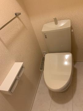 トイレ　トイレ