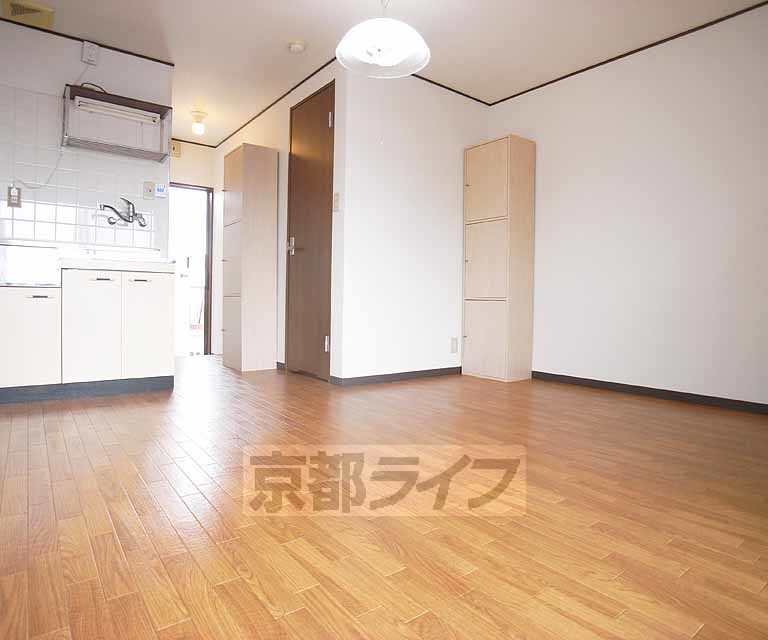 居室・リビング　広い大部屋です。
