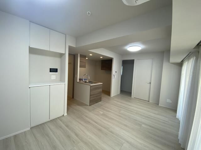 居室・リビング　写真は同タイプ住居です。