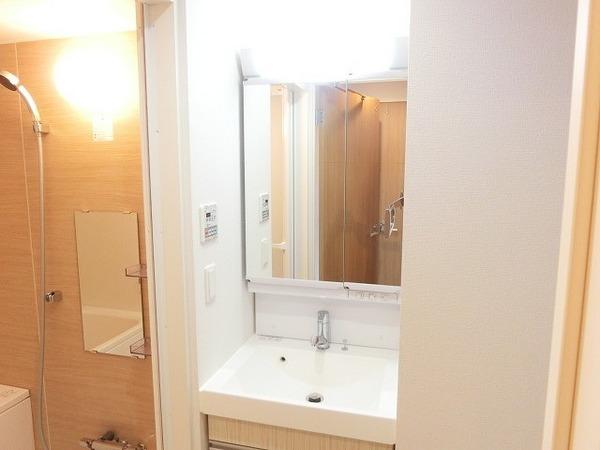 洗面設備　シャンプードレッサー！