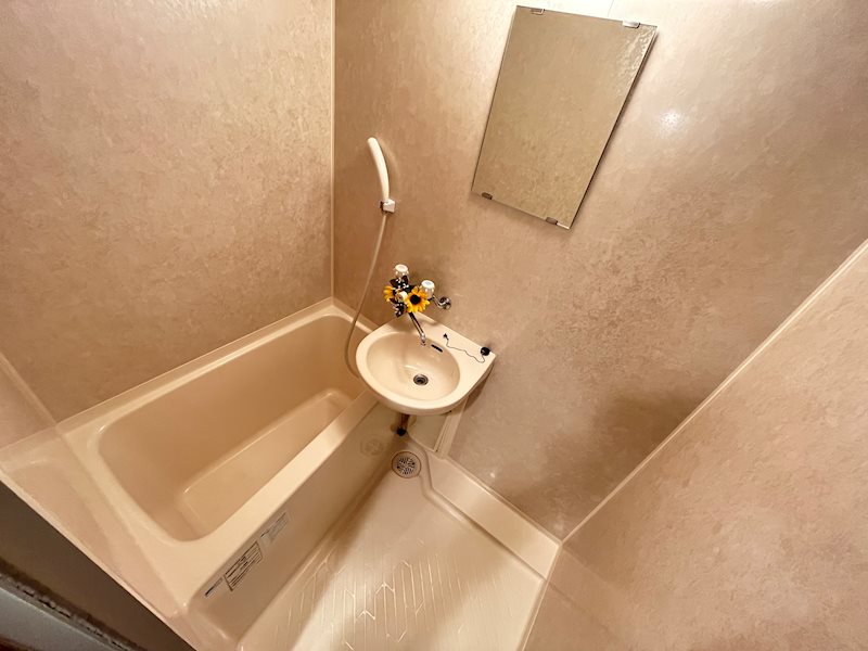 バス・シャワールーム　同物件別部屋イメージ