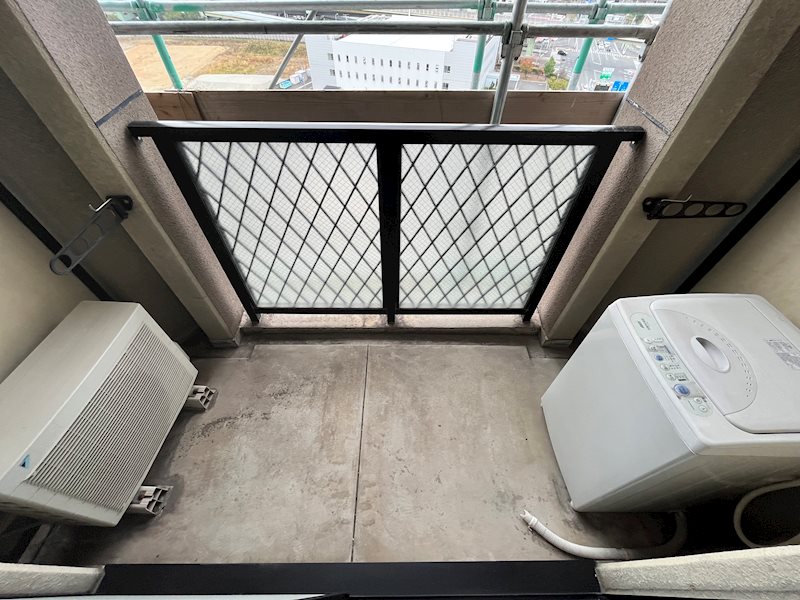 バルコニー　同物件別部屋イメージ