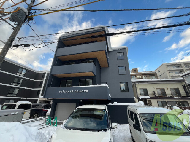 建物外観　札幌市中央区南１８条「ＵＬＴＩＭＡＴＥ　ＧＲＯＯＶＥ」