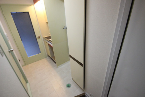 玄関　※別部屋の写真です