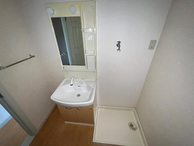 洗面設備　洗髪洗面化粧台