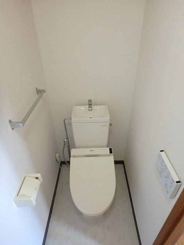 トイレ　図面と現状に相違がある場合には現状を優先