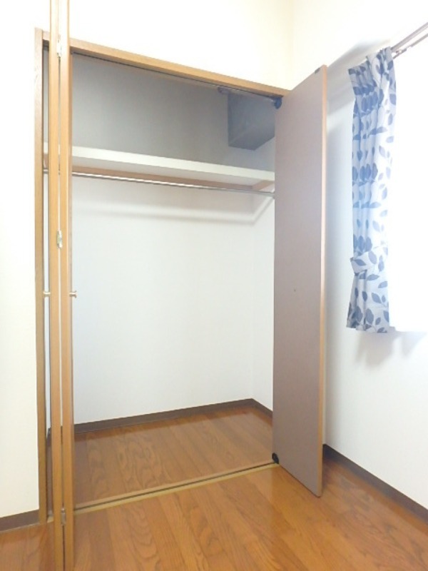 収納　図面と現状に相違がある場合には現状を優先