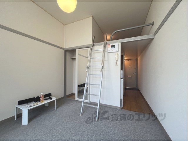 居室・リビング　洋室