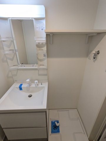 洗面設備　102号室
